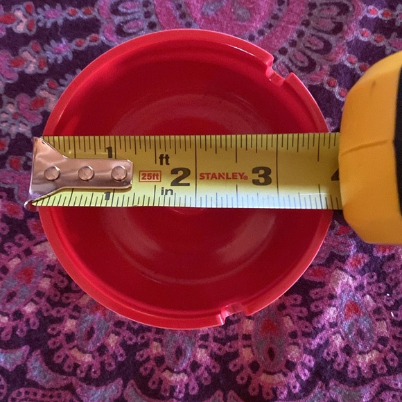 VTG 80s Budweiser Ashtray. Red Plastic approx. 3.75”. - Picture 9 of 9